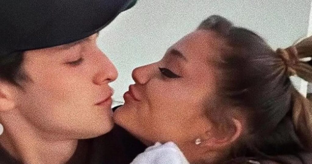 Ariana Grande and Husband Dalton Gomez 'SPLIT'. After 2 Years of Marriage